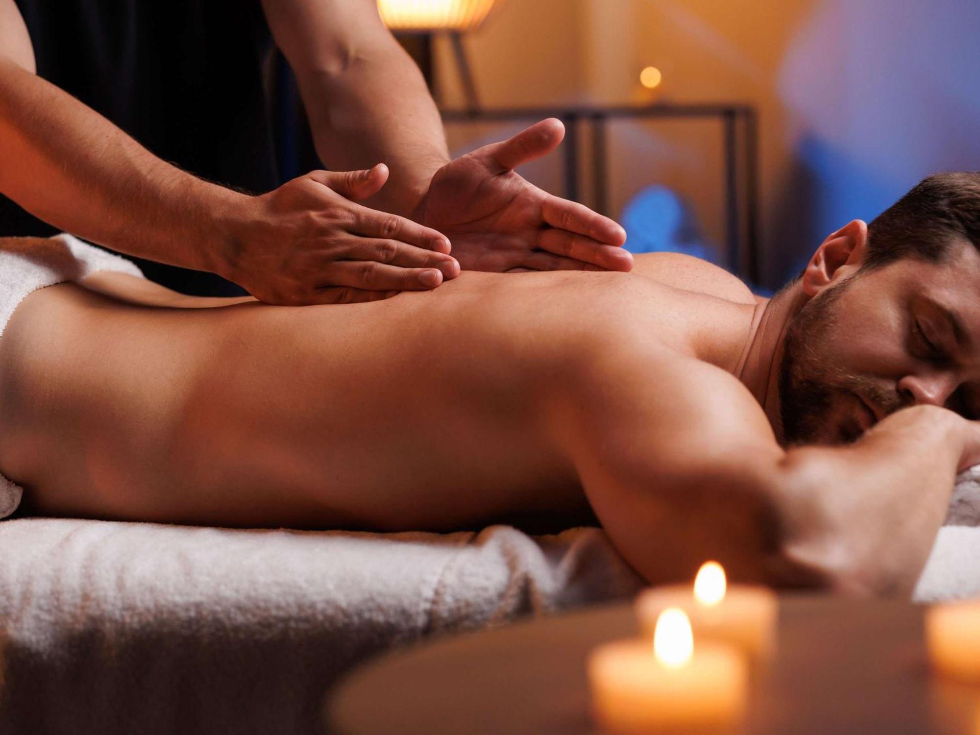 Moevenpick Hotel & Apartments Ghala Маскат Екстер'єр фото Massage