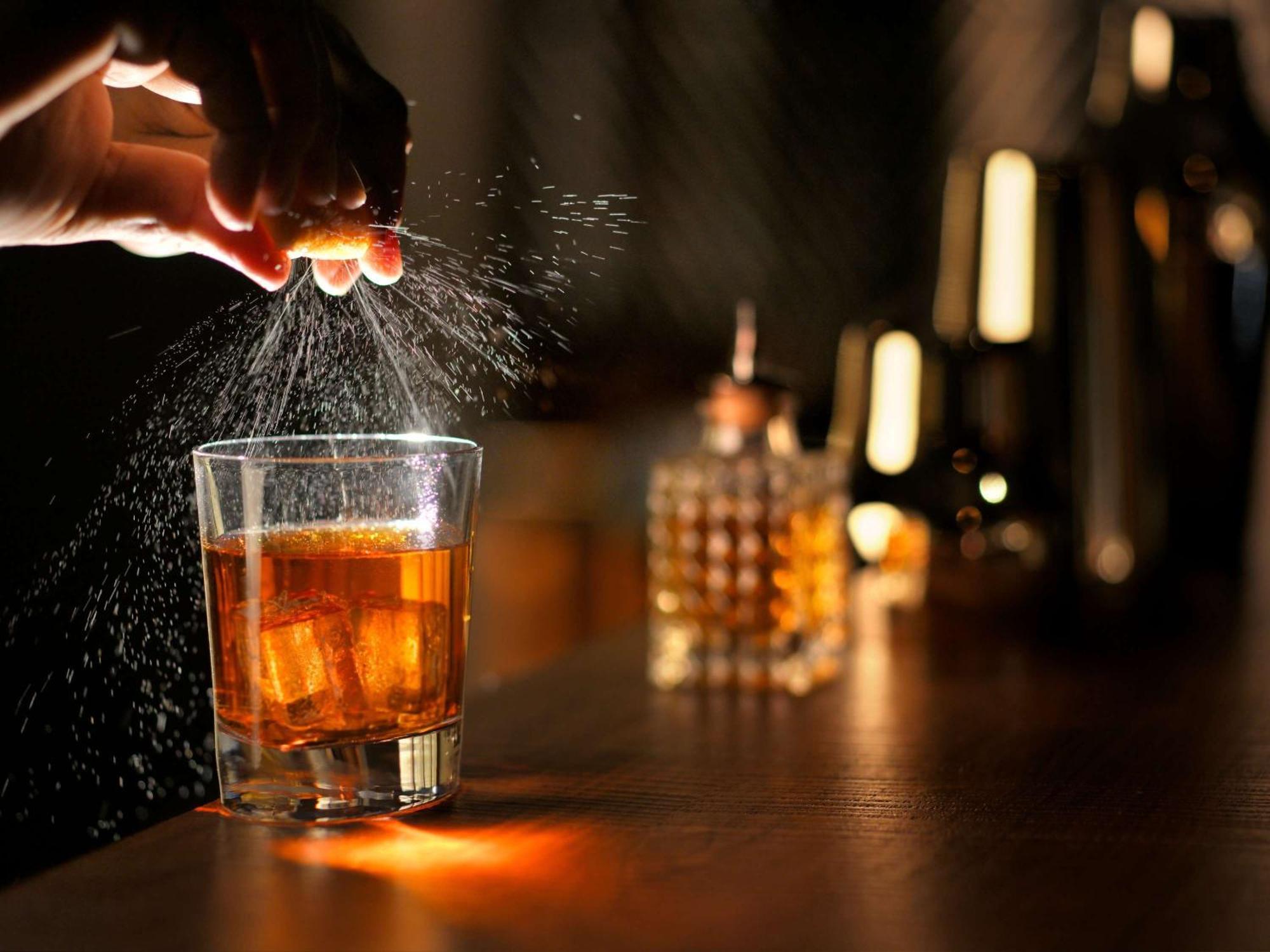 Moevenpick Hotel & Apartments Ghala Маскат Екстер'єр фото A glass of Old Fashioned